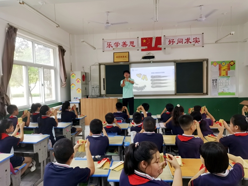 以旅彰文,语融东西!开云kaiyun网页版志愿服务团队赴陕西开展教育部国家通用语言文字推广普及社会实践活动